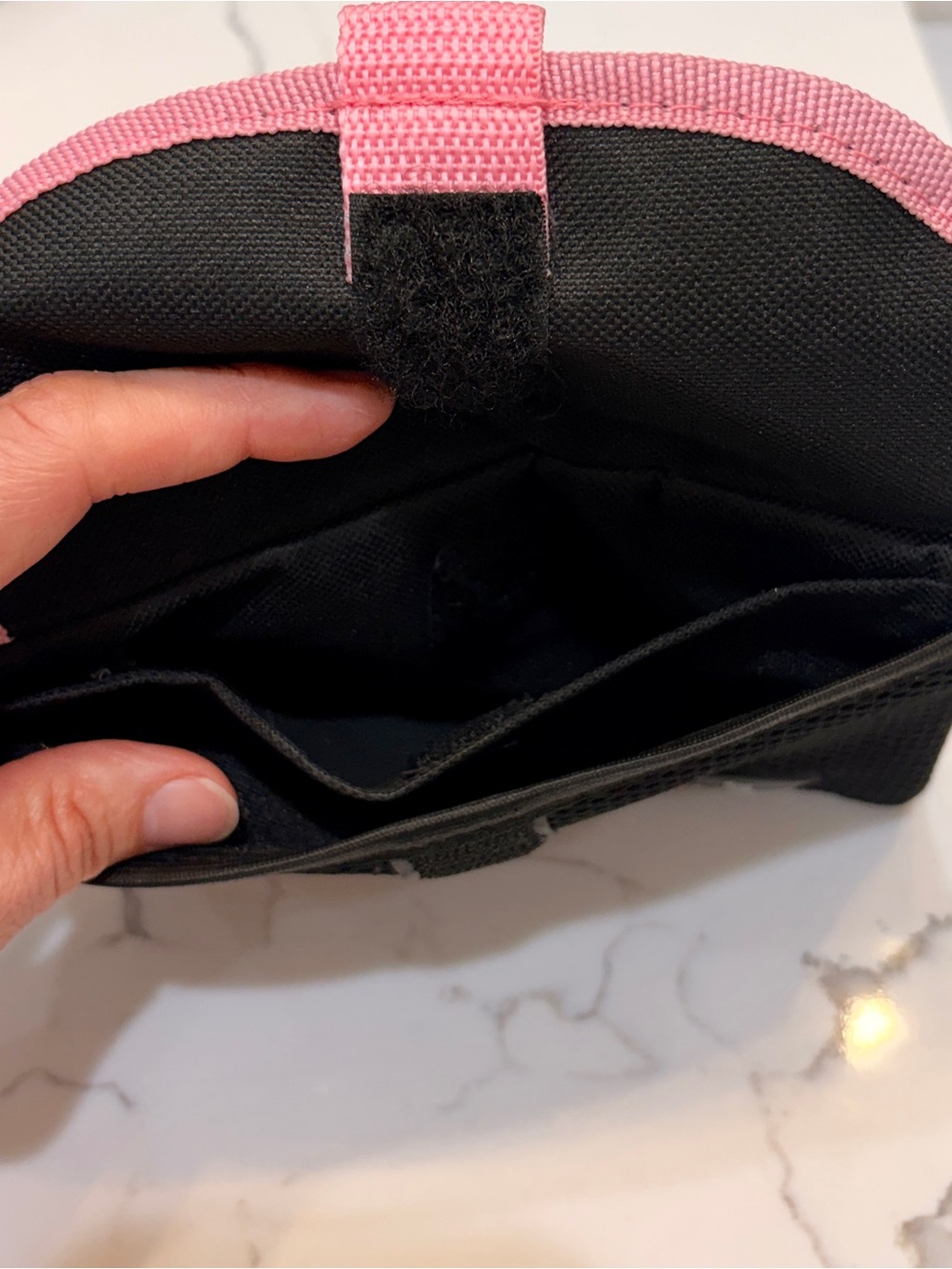 Running Buddy Pouch - Picture 2 of 6